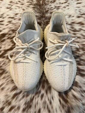 Adidas Yeezy Boost 350 V2